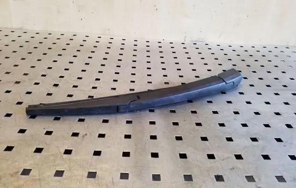 KIA Sorento Rear wiper blade arm
