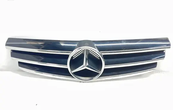 Mercedes-Benz CLK A209 C209 Front grill A2098800223
