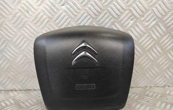 Steering wheel airbag