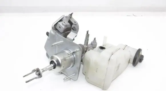 Lexus IS III XE30 Master brake cylinder 4720730070 13801010610