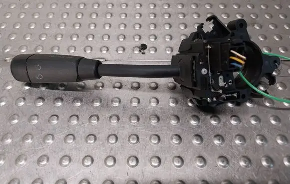 Mercedes-Benz Vito Viano W639 Wiper control stalk S26383368 A6395450124