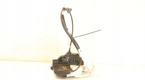 KIA Ceed Rear door lock