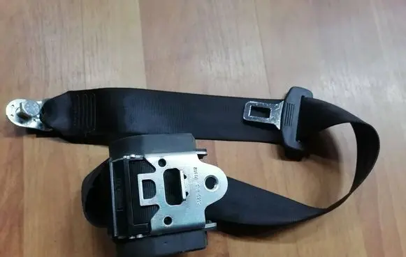 Audi A6 S6 C6 4F Rear seatbelt 4F0857805E 605827100 4F0857805EV04