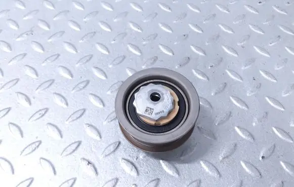 Volkswagen T-Roc Timing belt/chain tensioner 05E109479B