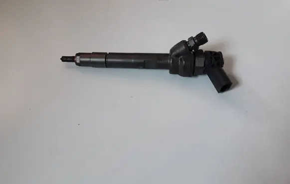 Fuel injector