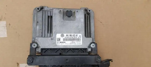 Seat Ibiza IV (6J,6P) Engine control unit/module ECU 045906013AD