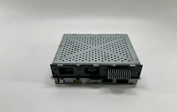 Radio/CD/DVD/GPS head unit