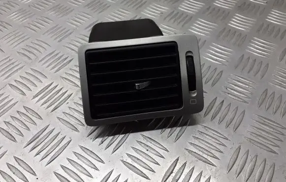 Peugeot 307 Dashboard side air vent grill/cover trim 9634498977