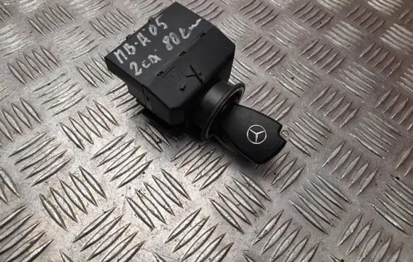 Mercedes-Benz A W169 Ignition lock 1695451308