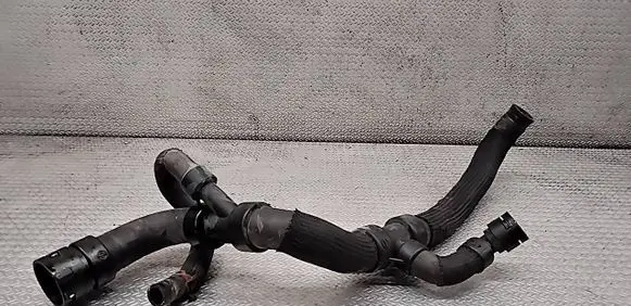 Volvo V60 Engine coolant pipe/hose 31355201