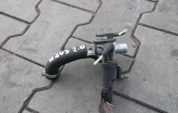 Mercedes-Benz C W203 EGR valve A0021405560