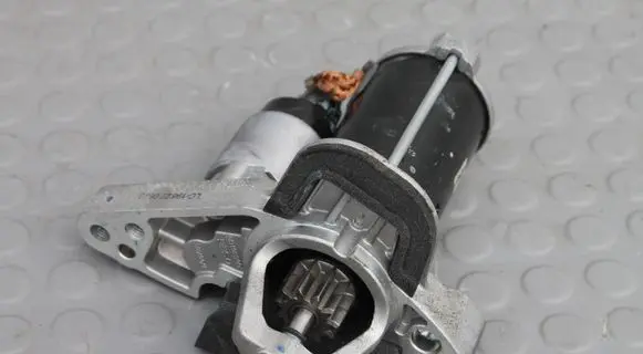 Nissan Qashqai J12 Starter motor 233006UB0B 23300-6UB0B
