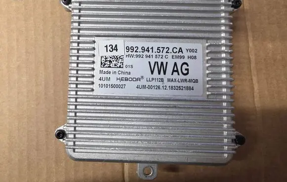 Volkswagen PASSAT B8 LED ballast control module 992941572CA