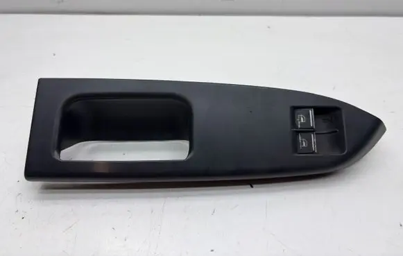 Volkswagen Touran I Electric window control switch 1T1867371G