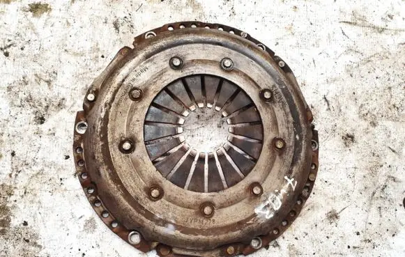 Audi A4 S4 B6 8E 8H Pressure plate 