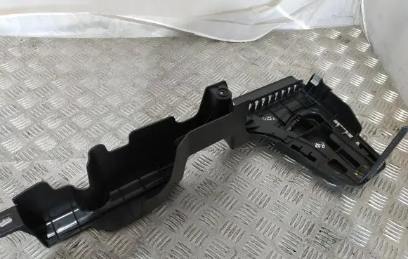 Mercedes-Benz GLC C253 Centre console side trim rear A2536840226 A2536842000