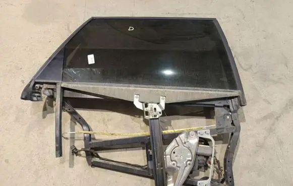 Audi A6 S6 C5 4B Rear door window/glass frame