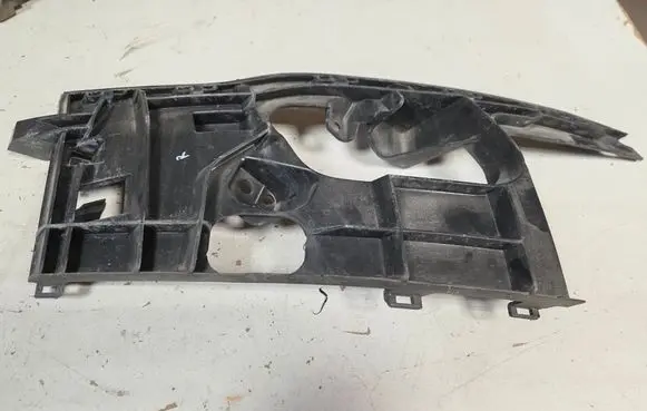 Audi A7 S7 4G Front bumper support beam 4G8807096