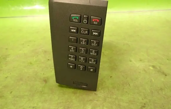 Volvo S60 Phone keyboard 8651749