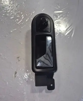 Volkswagen PASSAT B5 Front door interior handle 3B1837113