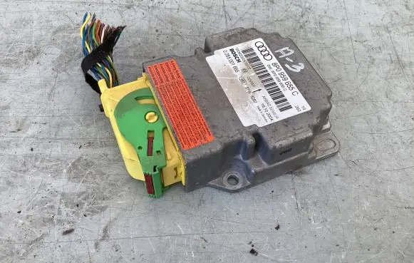 Audi A3 S3 8P Airbag control unit/module 8P0959655C 0285001666