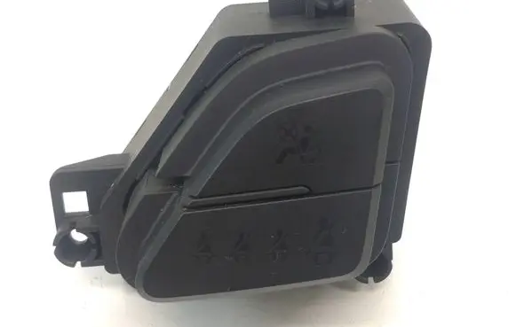 Hyundai i30 Seat belt warning relay 81201