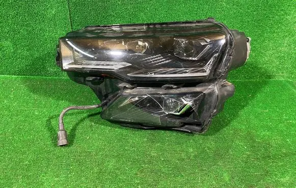 Skoda Karoq Headlight/headlamp 57B941035