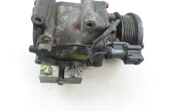 Mazda 2 Air conditioning (A/C) compressor (pump) YS4H19D629AD