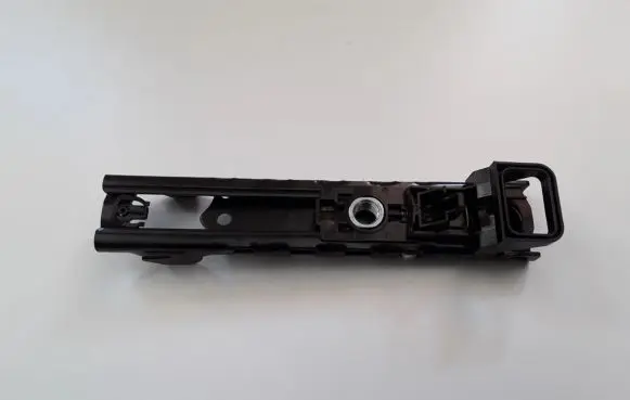 Volkswagen Tiguan Seat belt height adjuster 4M0857819