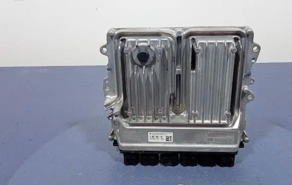 BMW X6 M Engine control unit/module ECU 9887680