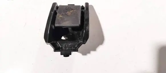 Suzuki Grand Vitara II Engine bonnet (hood) release handle