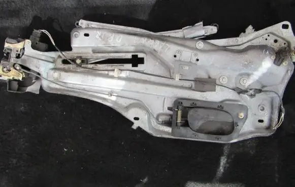 Renault Laguna I Sliding door window regulator with motor 67239642092