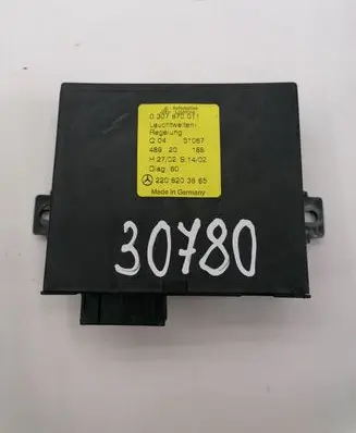 Mercedes-Benz S W220 Light module LCM 2208203685 0307870011 51067
