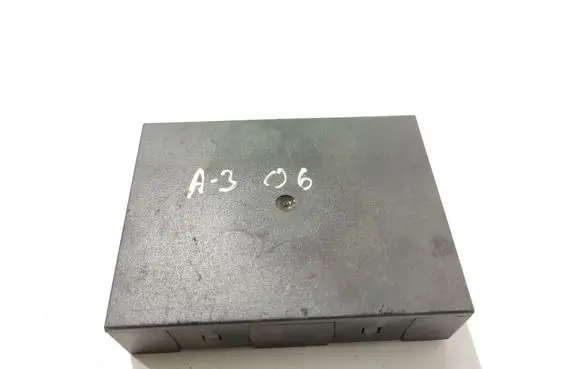 Audi A3 S3 8P Comfort/convenience module 8P0959433C