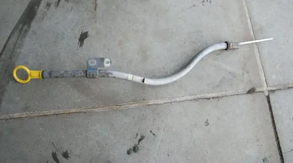 Nissan Qashqai Oil level dip stick 131KM
