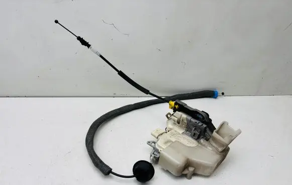 Audi A1 Front door lock 8J1837016C