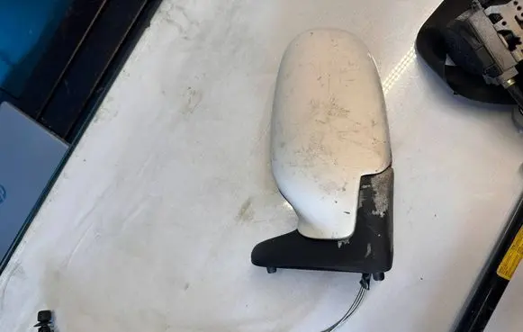 Ford Galaxy Manual wing mirror 