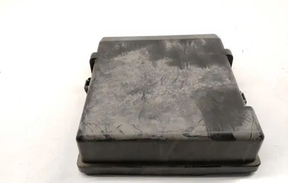 Mercedes-Benz X-class W470 Fuse box cover 243824KD0A