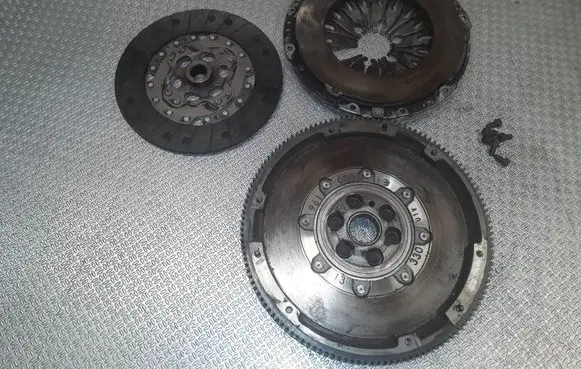 Seat Altea XL Clutch set kit 2289000299 1864001694 3082001409