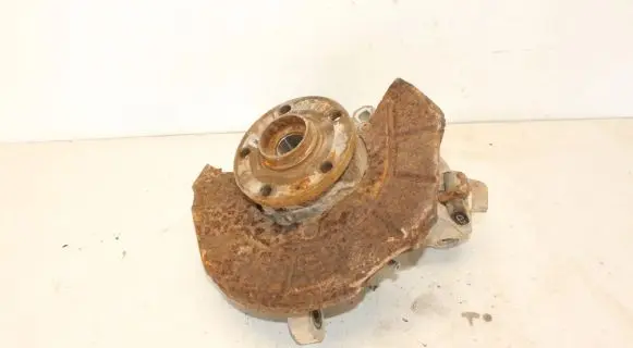 Volkswagen Tiguan Front wheel hub