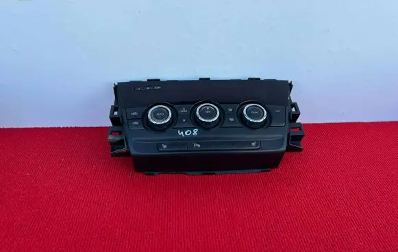 Mazda 6 Climate control unit GHS461190