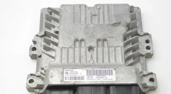 Peugeot 3008 I Engine control unit/module 9800268980