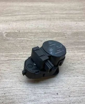 BMW 5 E39 Air flap motor/actuator 6902696