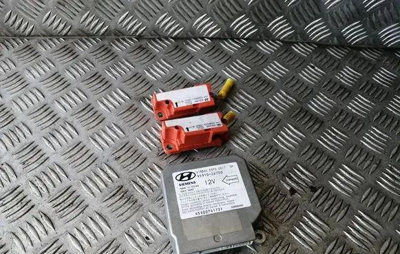 Hyundai Santa Fe Airbag control unit/module 9591026700 9592026000