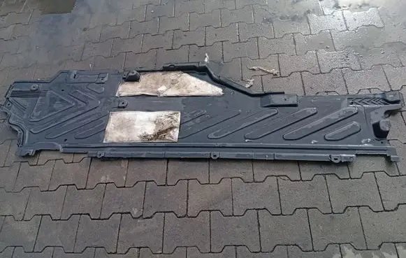 Mercedes-Benz C W205 Side bottom protection A2056842000MERC A2056842000 A2056801402