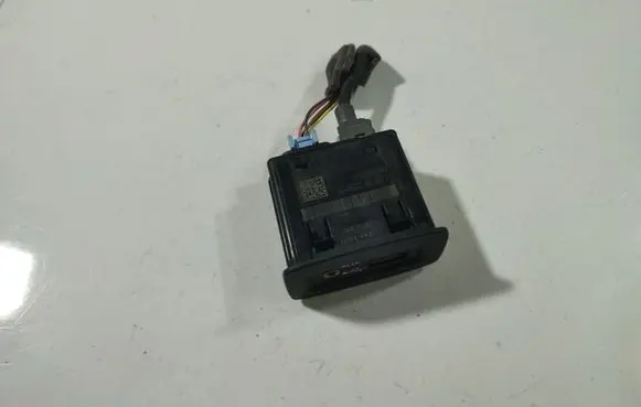 Renault Scenic III - Grand scenic III USB socket connector 280230006R