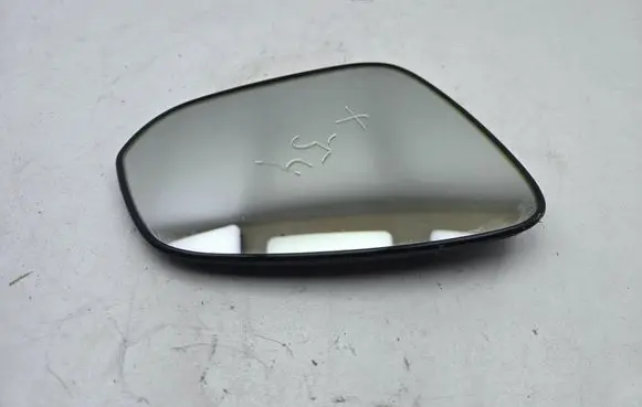 Toyota RAV 4 (XA40) Wing mirror glass SR1300