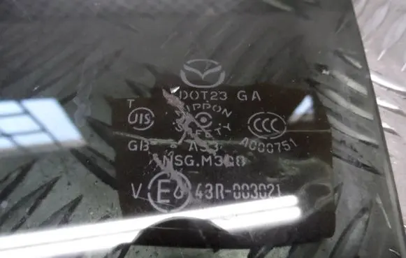 Mazda CX-5 Rear door window glass