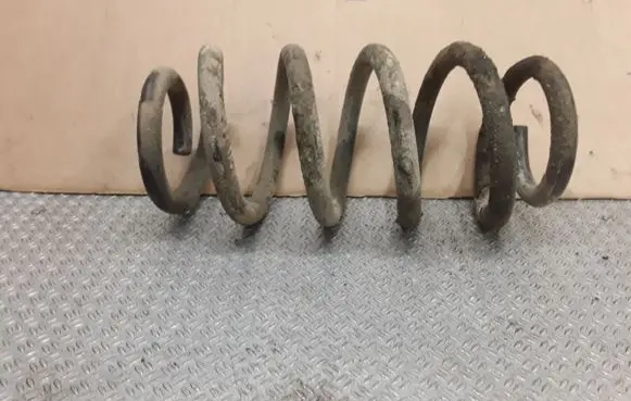 Audi A6 S6 C6 4F Front coil spring 