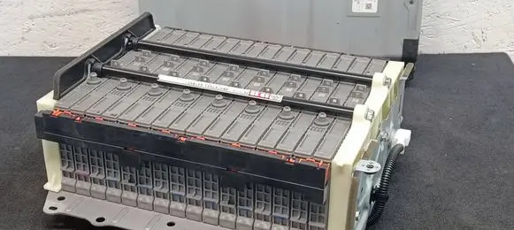Toyota RAV 4 (XA40) Hybrid / electric car battery G928048100